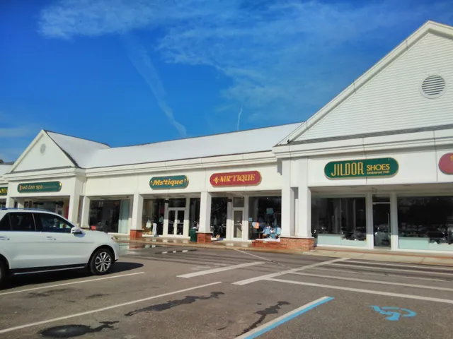 Mr'Tique Men's Boutique