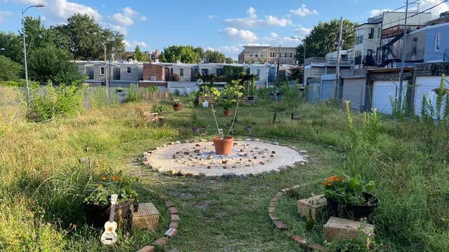 Temperance Alley Garden