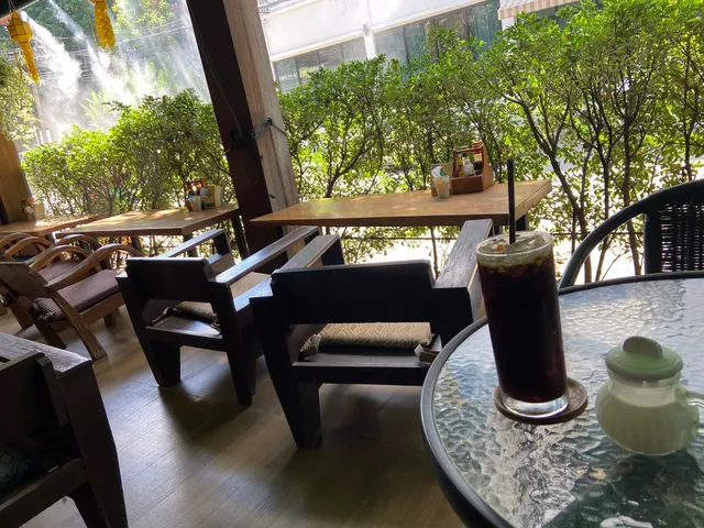 Come On Cafe & Restaurant