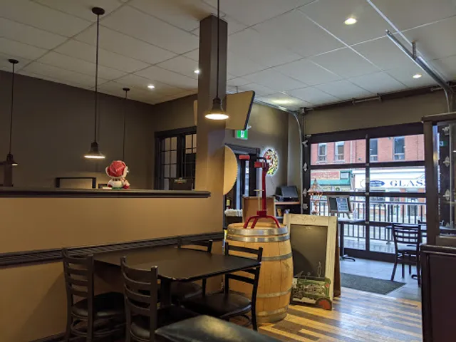 The Creek Pub & Eatery Grand Valley