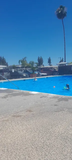 Villa Fresno Mobile Home Park