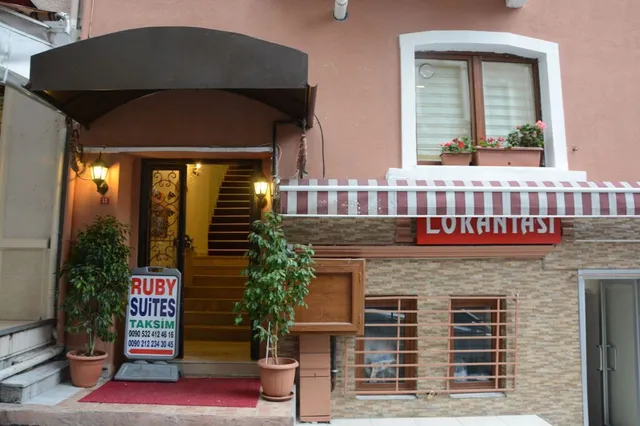 RUBY SUITES TAKSIM