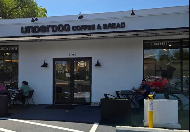 Underdog coffee and bread