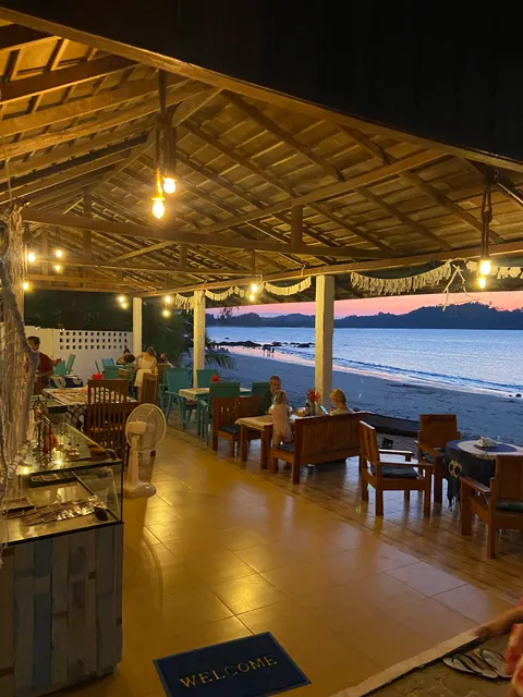 Heaven Beach Resort & Art