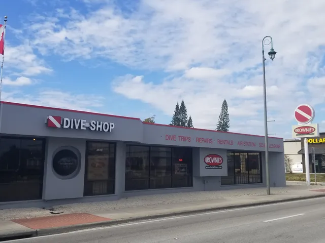 Brownie's Palm Beach Divers