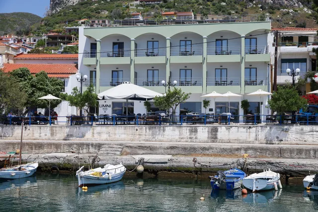 Limni Boutique Experience