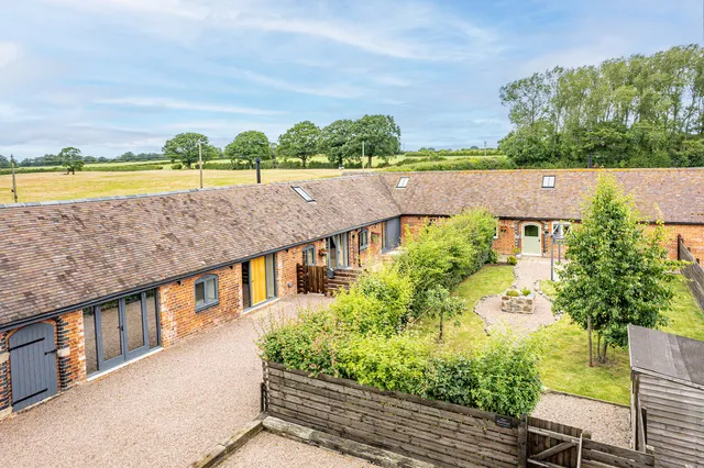 Springfield Barns Holiday Cottages