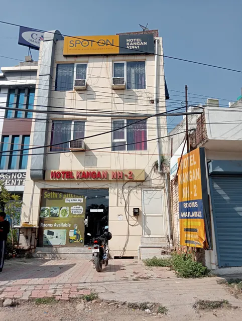 SPOT ON 62941 Hotel Kangan