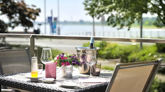 Raphael's Restaurant