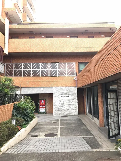 Shinjuku Skycapsule Hotel