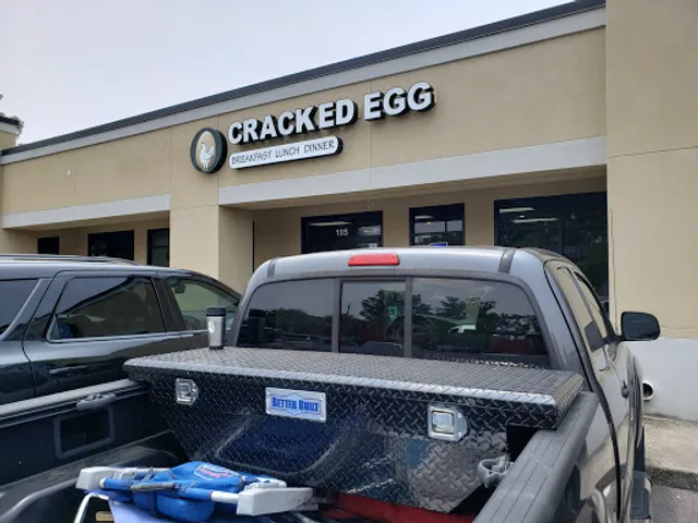The Cracked Egg