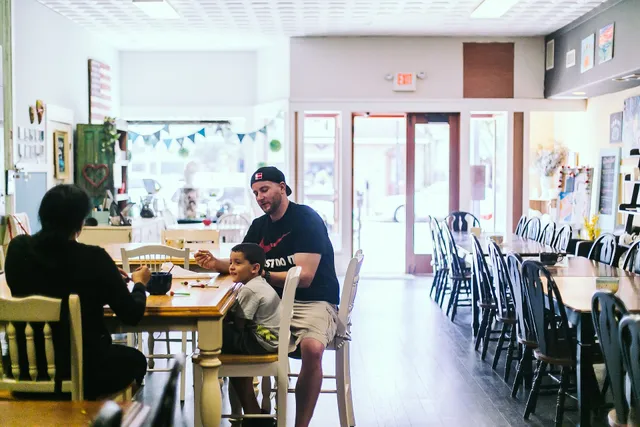 Glazed Over Studio - Walk in Art Studio