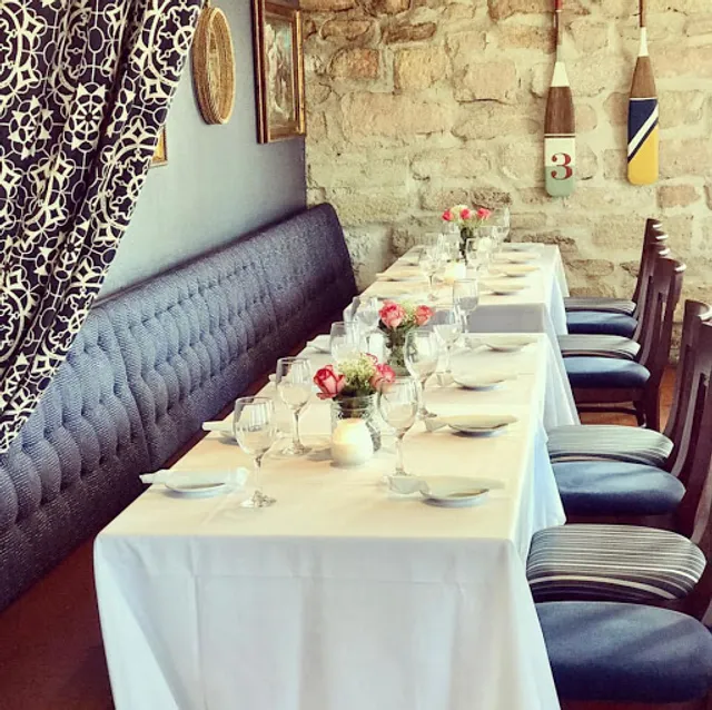 O C White's Seafood & Spirits