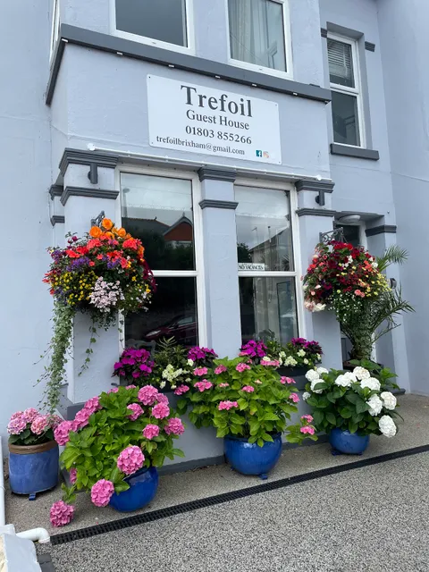 Trefoil Guest House