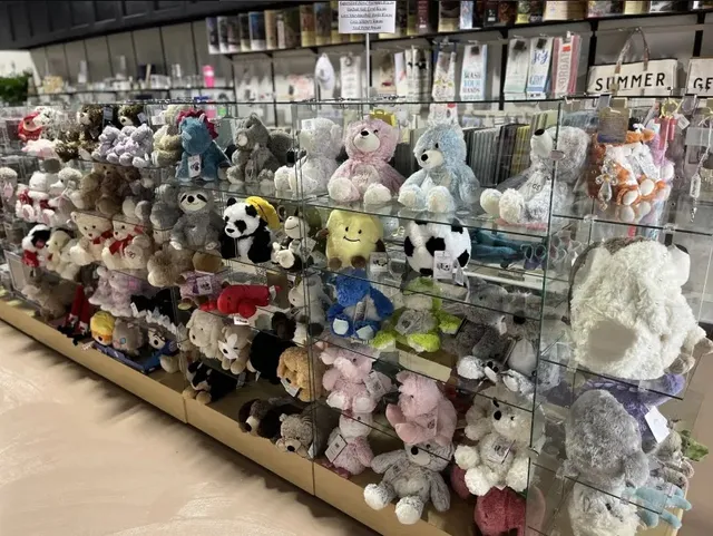 Roby's Flowers and Gifts