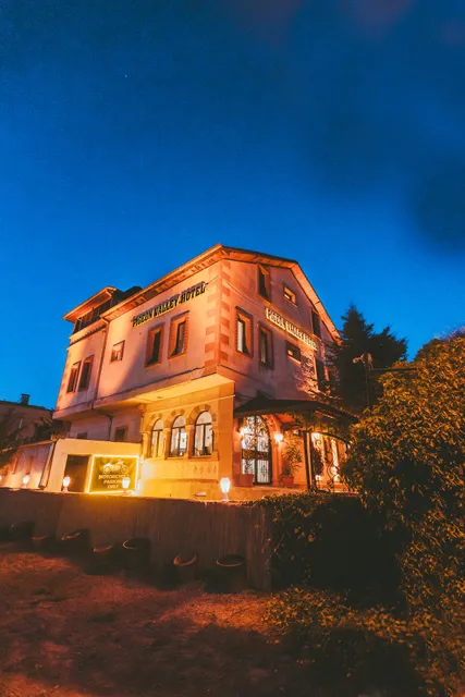 Pigeon Valley Stone House