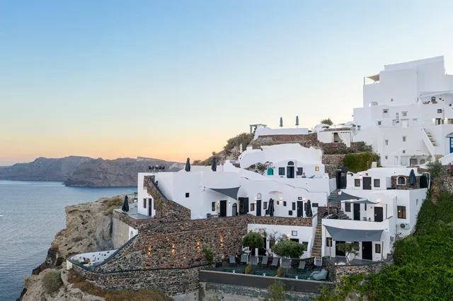 Pearl of Caldera Oia - Boutique Hotel