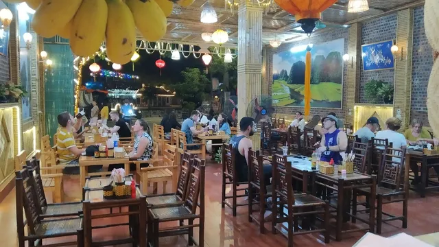 Hoàng Việt Restaurant