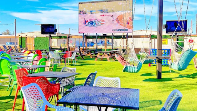 Little Woodrow's Tomball