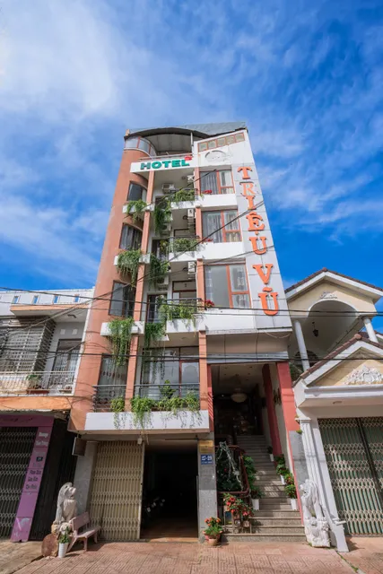 Trieu Vu Hotel & Apartment