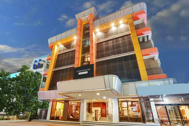 Townhouse Mysore Central formerly Hotel Pride