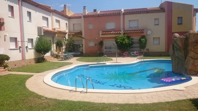 Aparthotel Port Tropical