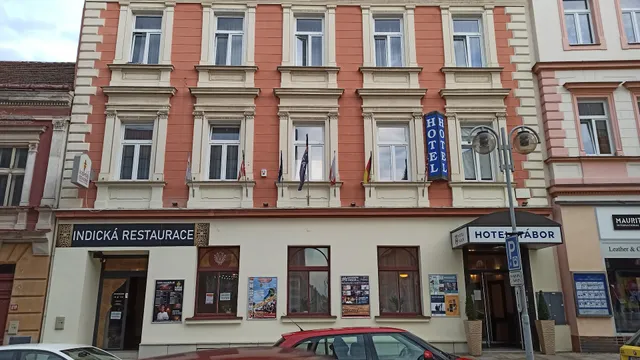 Indická Restaurace Tandoor