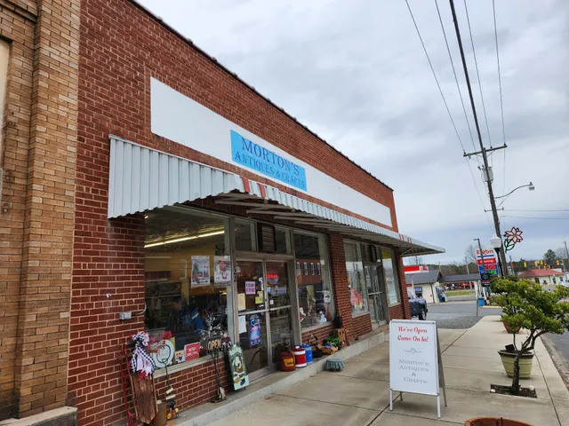 Morton's Antiques & Crafts