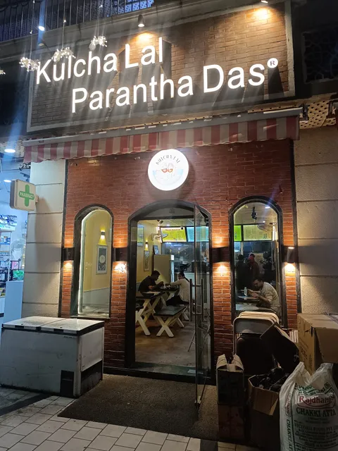 Kulcha Lal Parantha Das