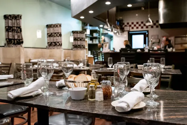 Frankie's Fellini Cafe