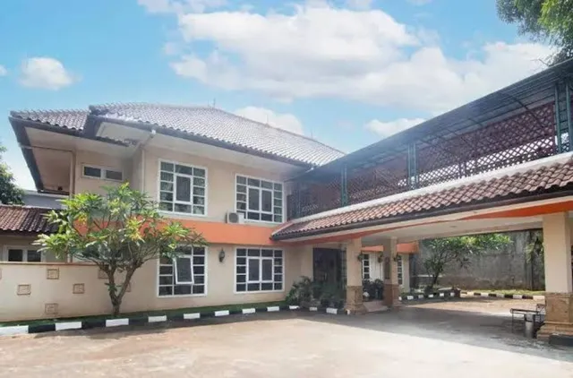 Reddoorz Sawo Manila