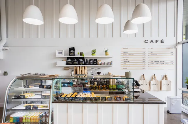 Lovina Café & Épicerie