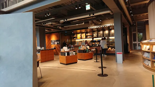 Starbucks Coffee - Kansai University Senriyama Campus