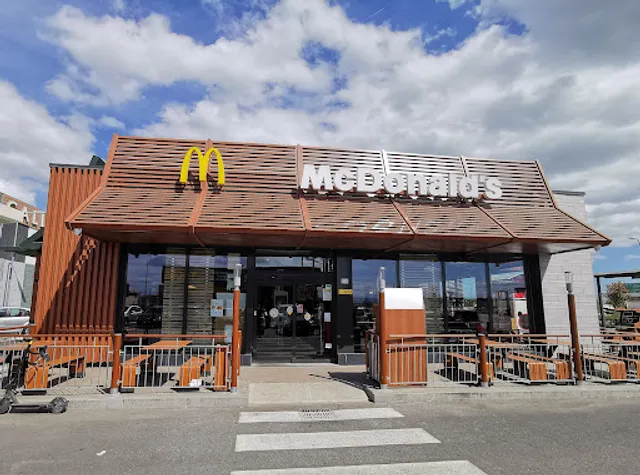 McDonald's Forlì Via Altobelli