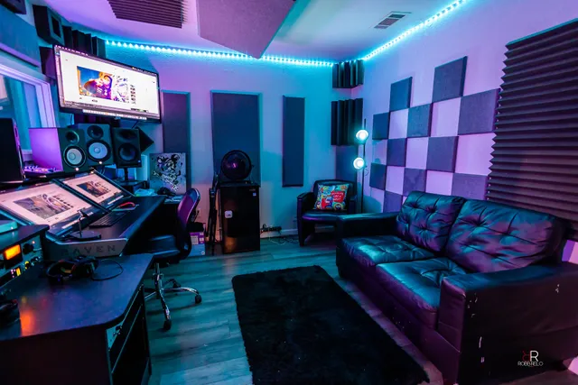 Deep Ellum Recording Studio