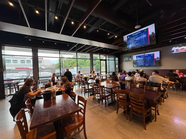 Yummy Seafood & Oyster Bar Heights