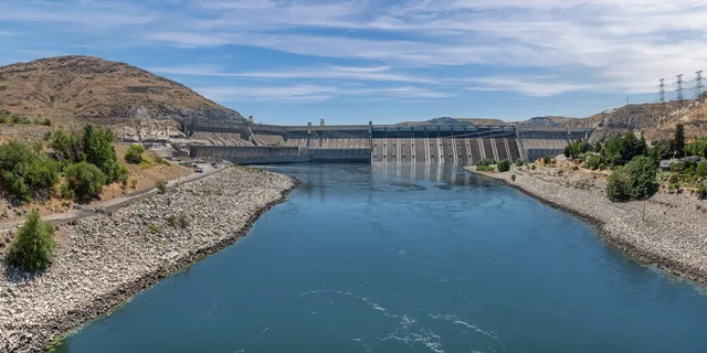 Grand Coulee Dam
