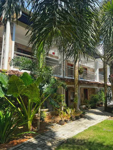 Senare Boracay Hotel