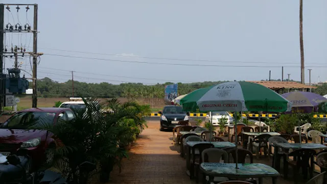 Hungry Hatz Restaurant