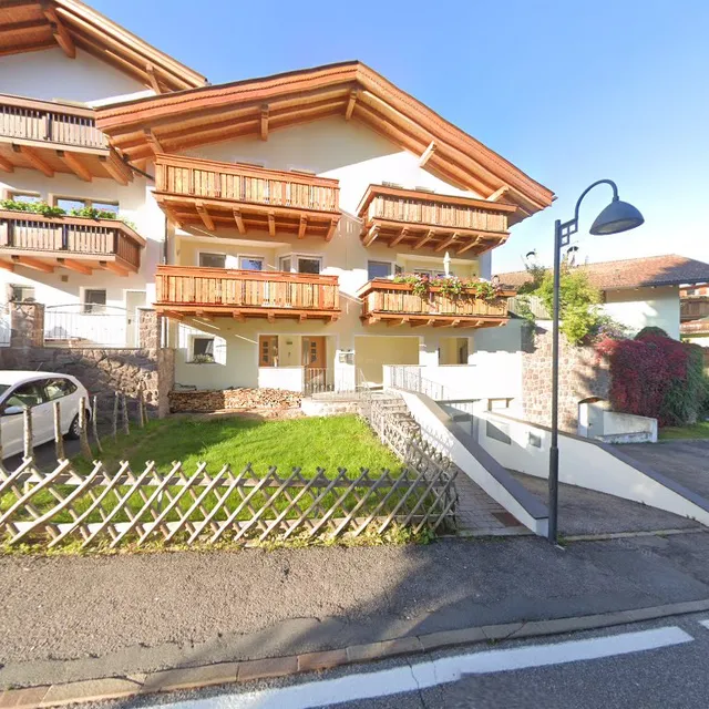 Die Seiseralm und der Blick auf den Schlern von Kastelruth aus gesehen