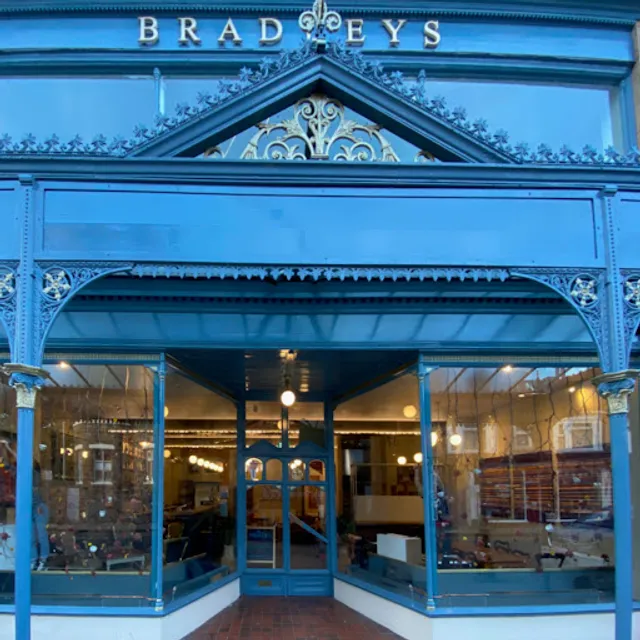 Bradleys Building