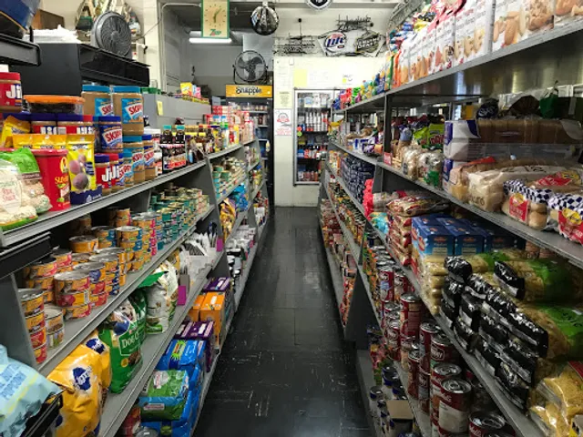 S & S Grocery