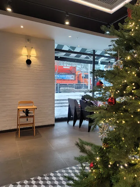 할리스커피 김포운양점