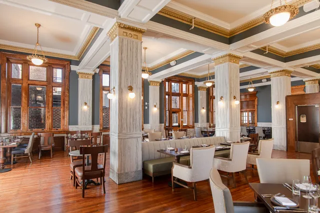 Shirley's Bar & Restaurant