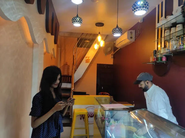 Yummy cafeteria Ice Cream Parlor