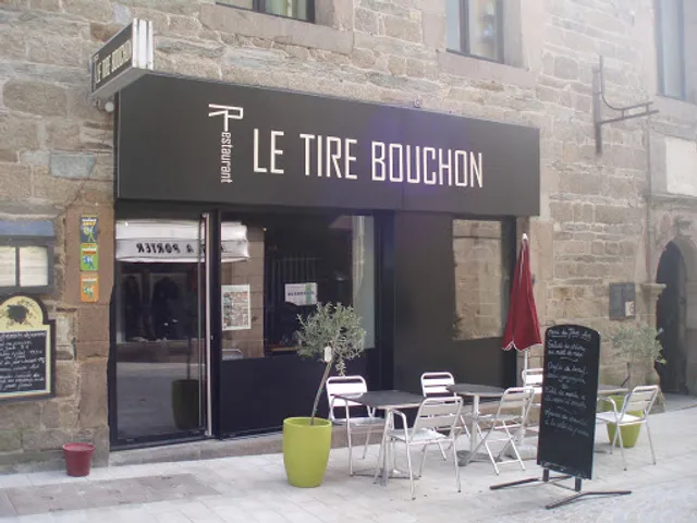 Le Tire Bouchon