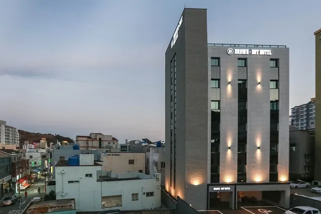 Brown Dot Hotel Geoje