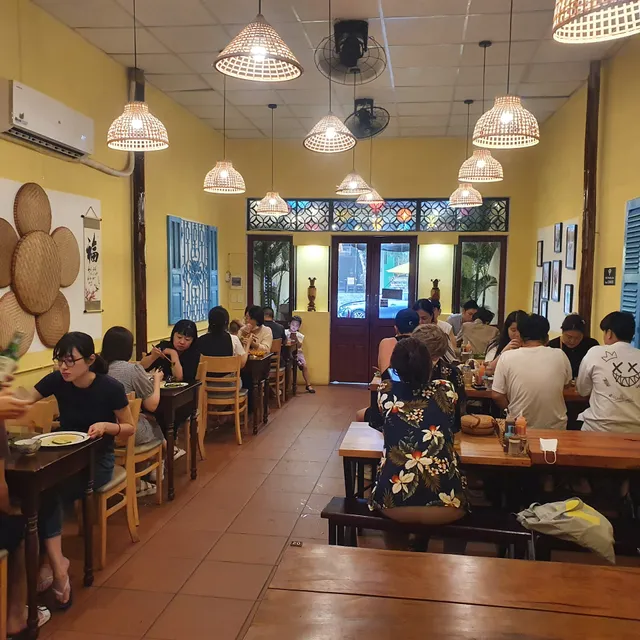 Nhà Bếp Xưa Restaurant