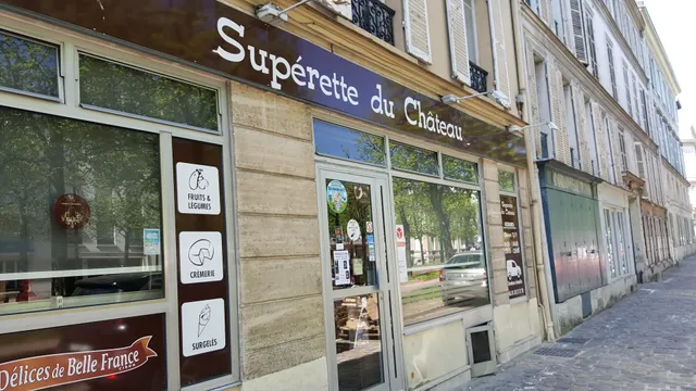 Le marché d'à côté