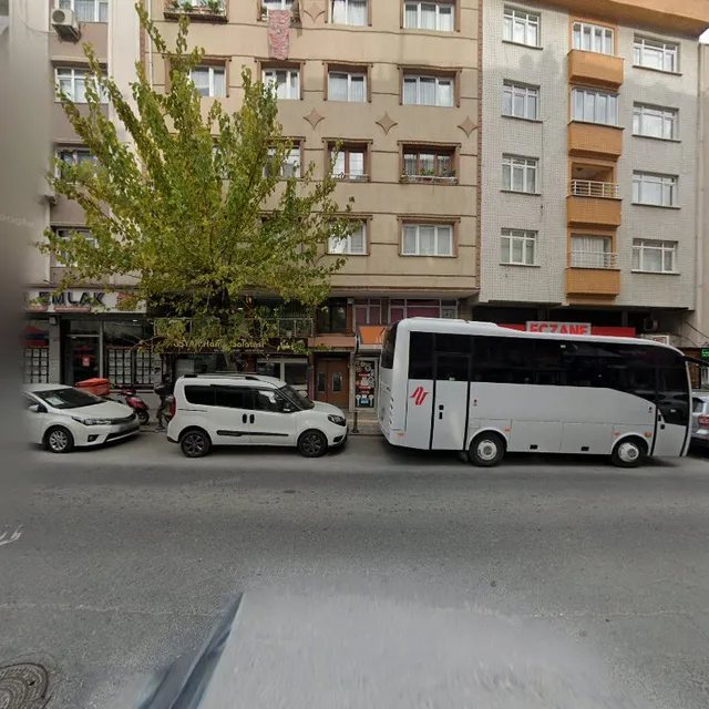 مطعم بخاري الاصلي